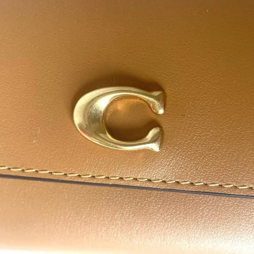 Coach Essential Card Holder Honey Brown Leather ID Case Small CZ111